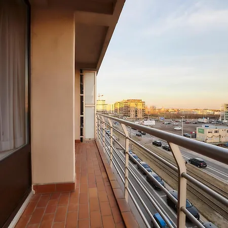 Lecomte - The Shoreline Exclusive 90 Apartment